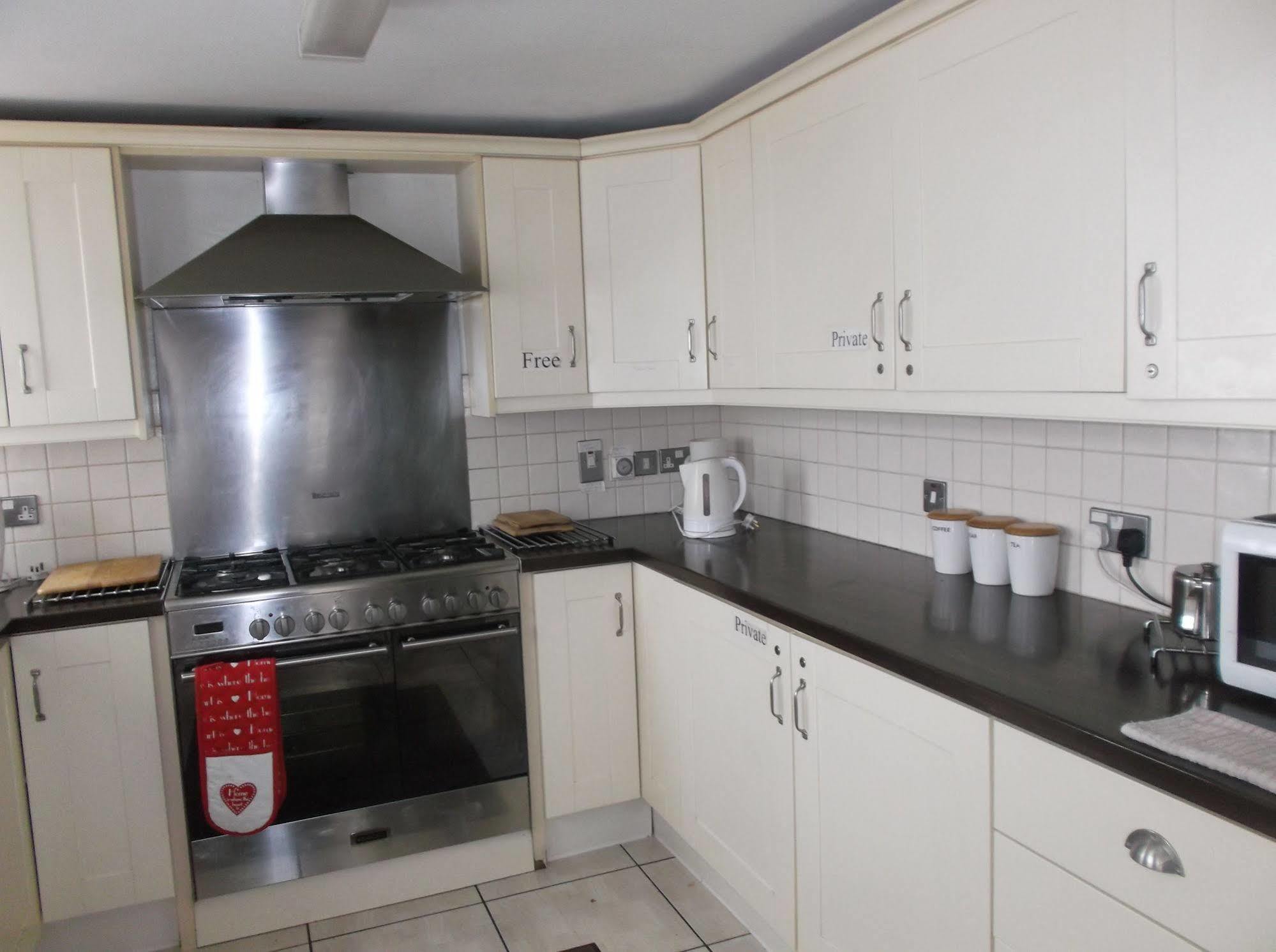 Bed and Breakfast Fairman House Backpackers Londonderry Exteriér fotografie